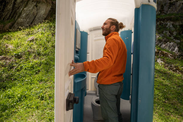 Best High-end porta potty rental  in Bellevue, IA