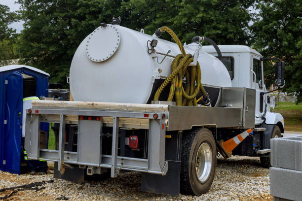 Best High-end porta potty rental  in Bellevue, IA
